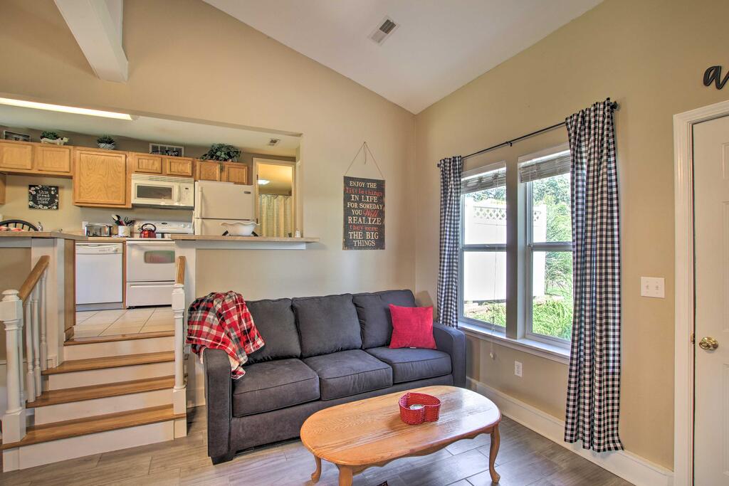 'Turtle Rock' Ironton Cabin With Private Patio! - thumb 3