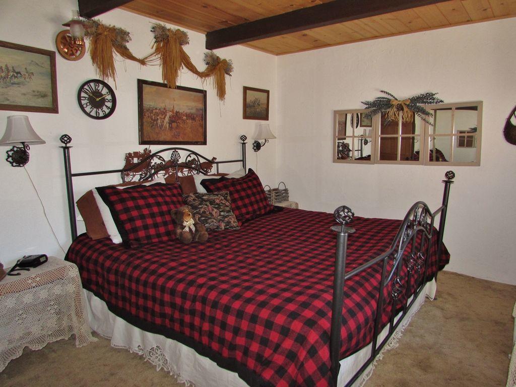 063 JB's Pinecone Lodge Home - thumb 2