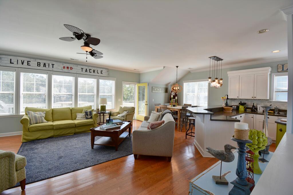 1 Block To Beach! Ocean-View Oak Island Estate Home - thumb 1