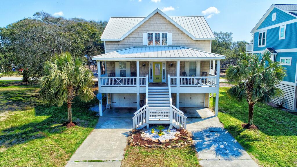 1 Block To Beach! Ocean-View Oak Island Estate Home - thumb 0