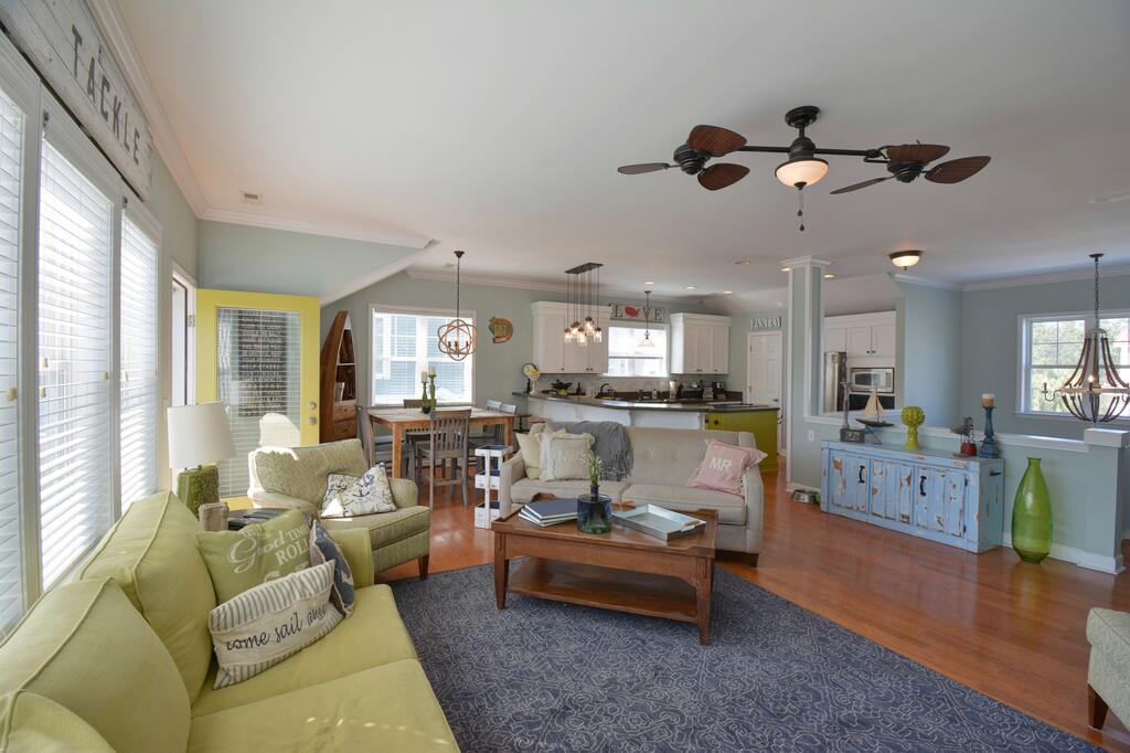 1 Block To Beach! Ocean-View Oak Island Estate Home - thumb 3