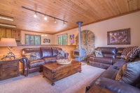 12050 Viking Way  Classic 3 BR / 2 BA Near Tahoe Donner Ski Area Accommodation San Jose