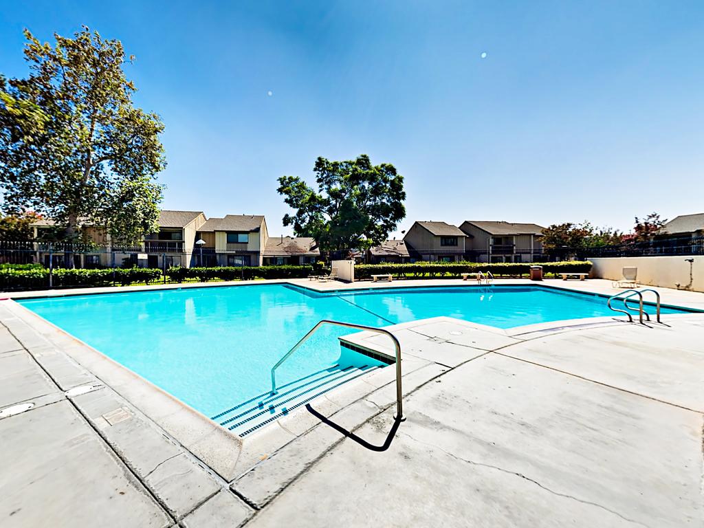 1391 South Walnut Condo Unit 1504 Condo - thumb 2