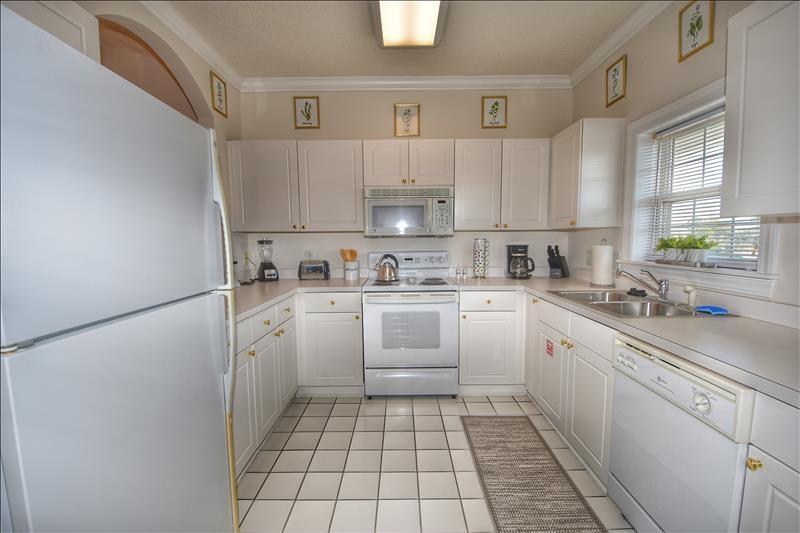 433 Cypress Bend - thumb 1