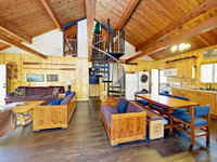 880 Edgemoor Rd Cabin Accommodation San Jose