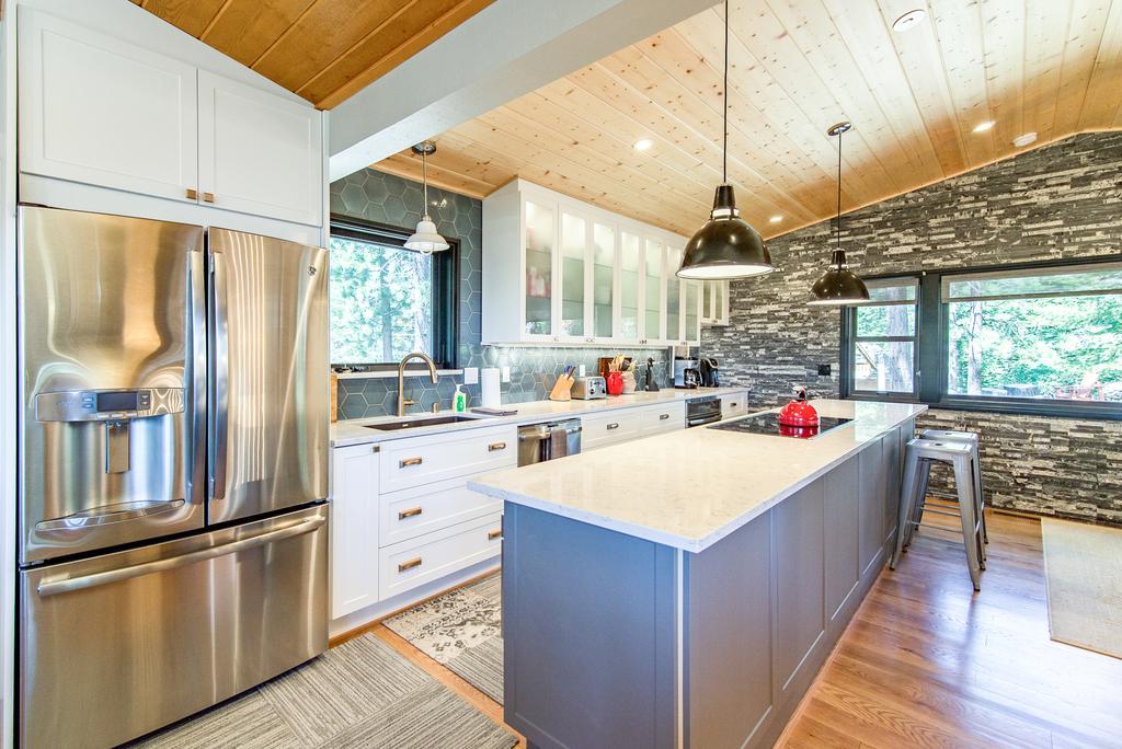 8917 Glen Dr Cabin - thumb 3