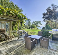 Algoma Lake Retreat with BBQ Grill Yard and Fire Pit - Accommodation San Jose