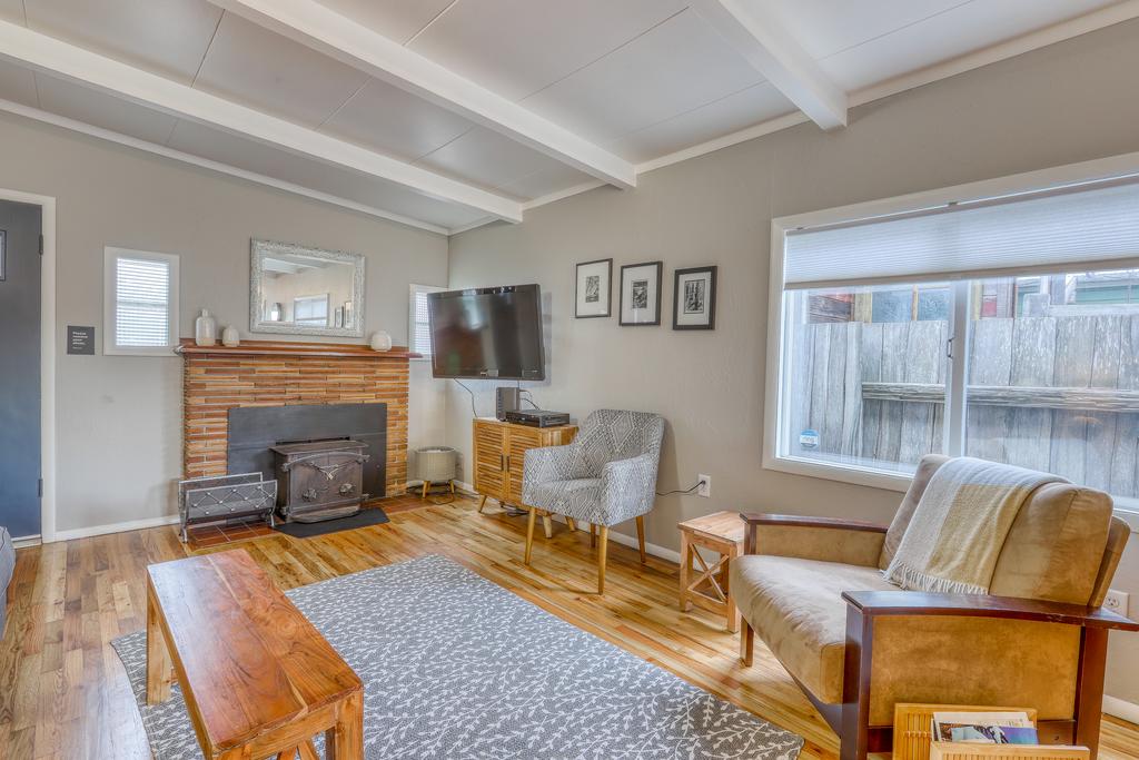 Allegra's Cottage - thumb 0