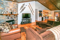 Alpine Chalet-1840 by Big Bear Vacations Accommodation San Jose