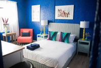 Amazing Studio in Beverly Boulevard Sleeps 3 Accommodation San Jose