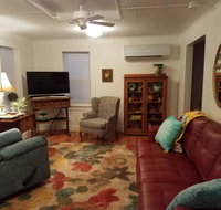 BELOW Apartment at Flossie's Corner - Accommodation San Jose