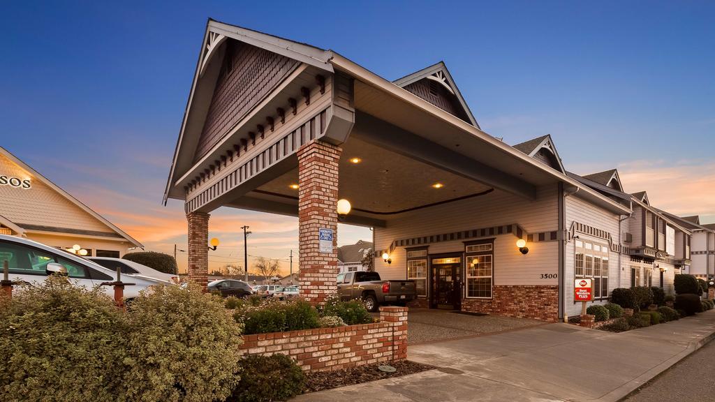 Best Western Plus Bayshore Inn - thumb 0