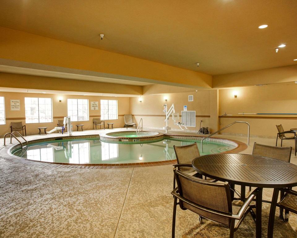 Comfort Suites Buda - thumb 1