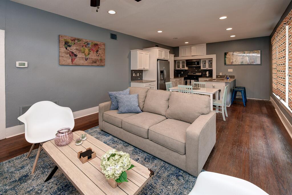 Cozy Downtown Historic House - Casa Verde - thumb 1