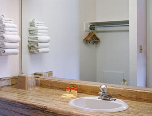 Days Inn By Wyndham San Marcos - thumb 3