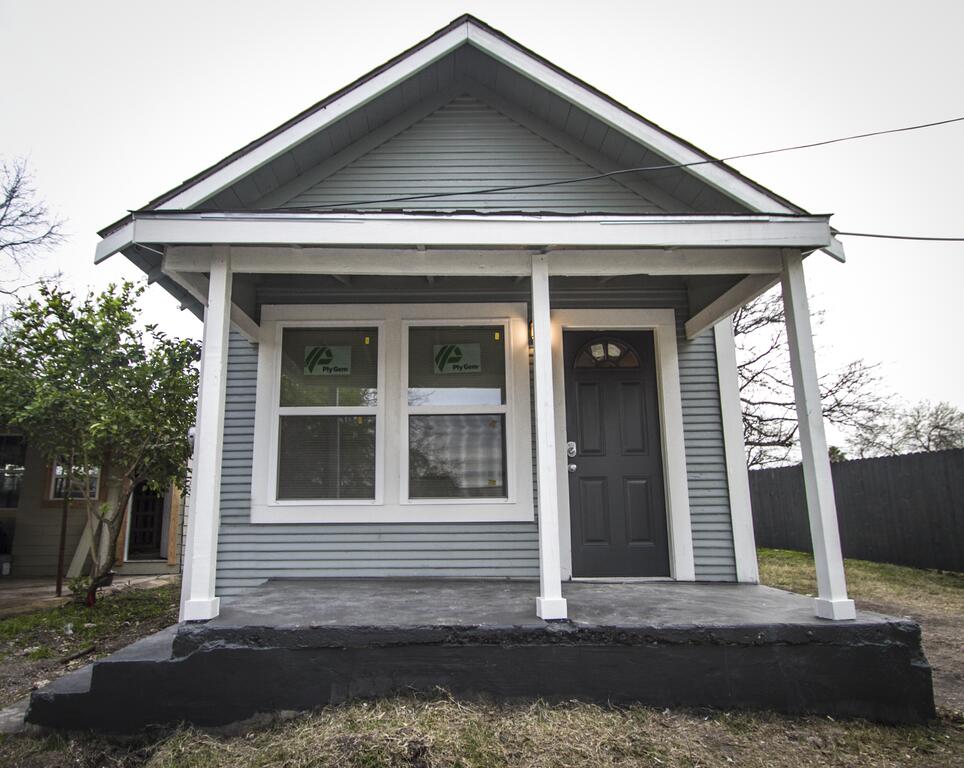 Douglas Way Remodeled House Near Downtown 1BA/1BA - thumb 1