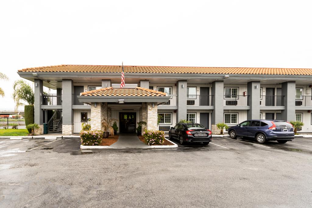 Fontaine Inn - thumb 2