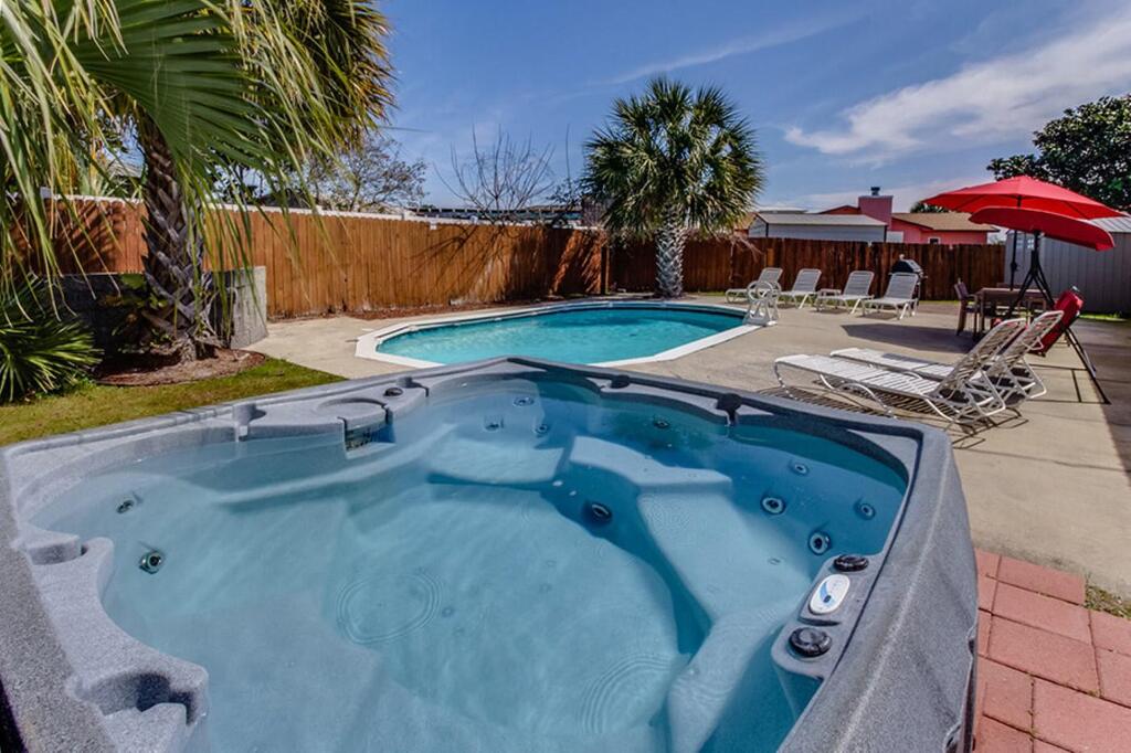 Gulf View Home - Private Pool And Hot Tub! - thumb 1