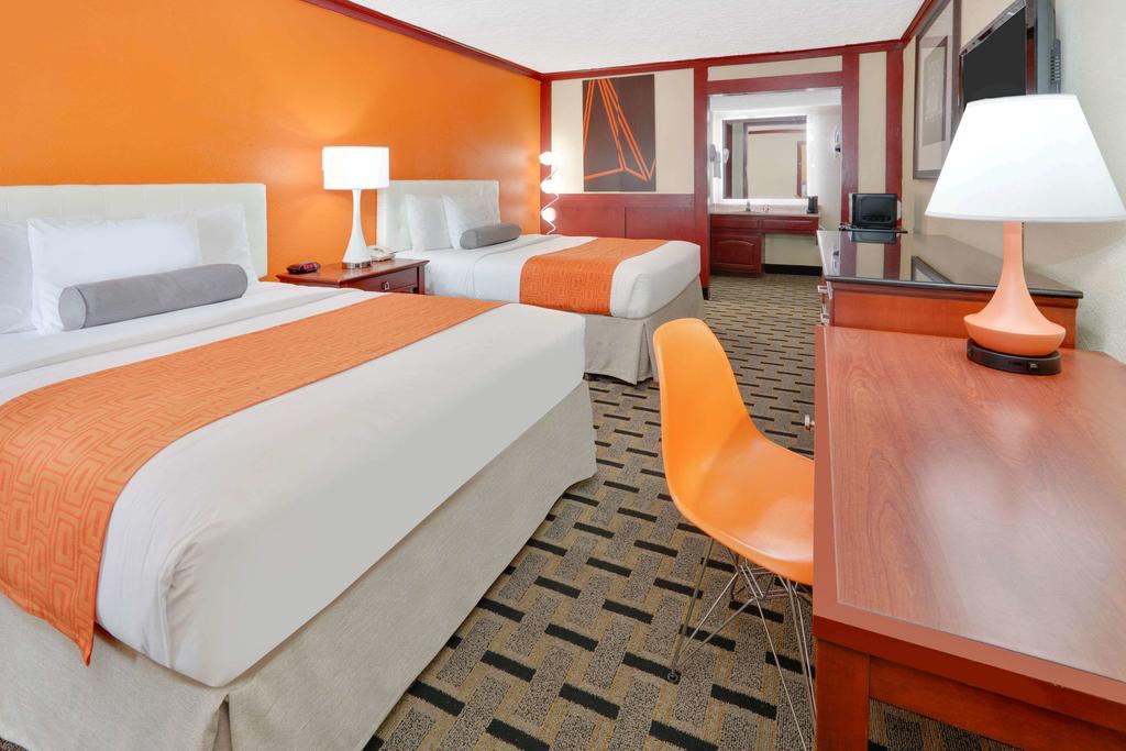 Howard Johnson By Wyndham San Marcos - thumb 3