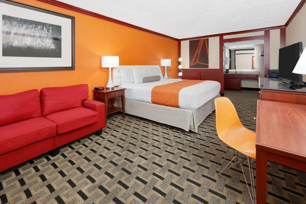 Howard Johnson By Wyndham San Marcos - thumb 2