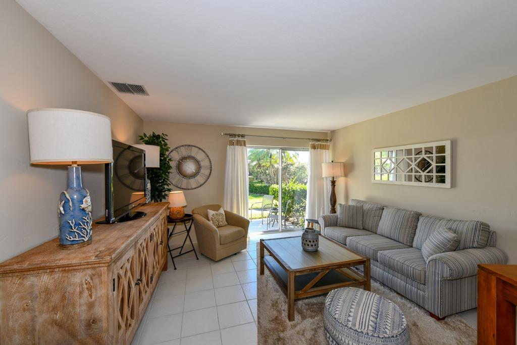 Jamaica Royale 012 Updated & Beachy! - thumb 0