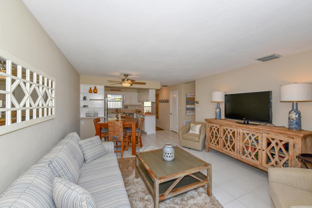 Jamaica Royale 012 Updated & Beachy! - thumb 1