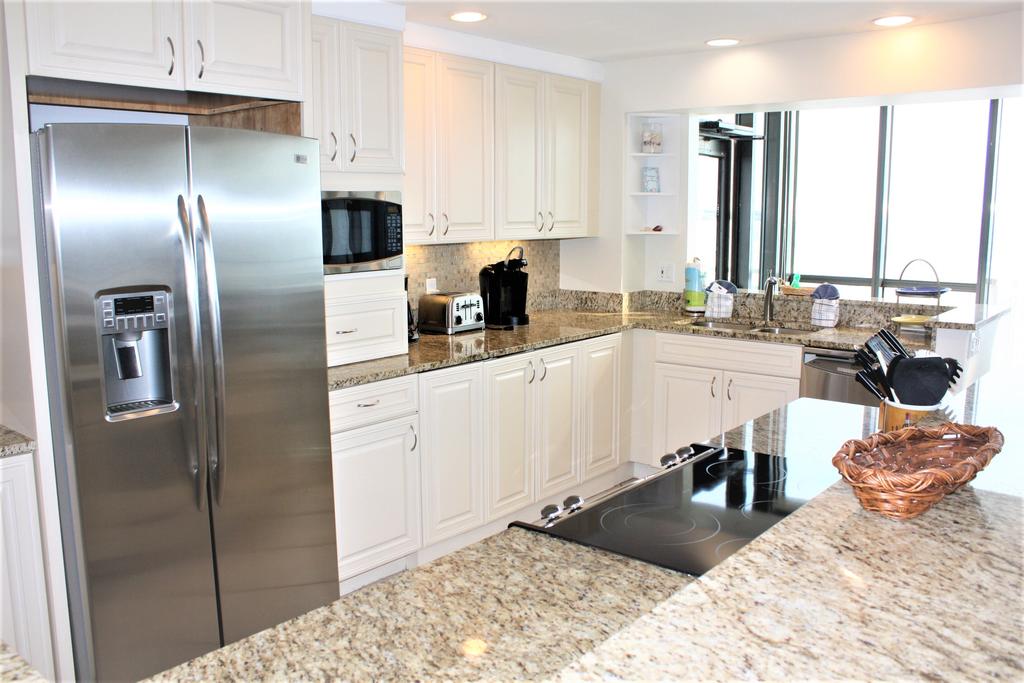 Jamaica Royale 802 Updated And Great Views! - thumb 0