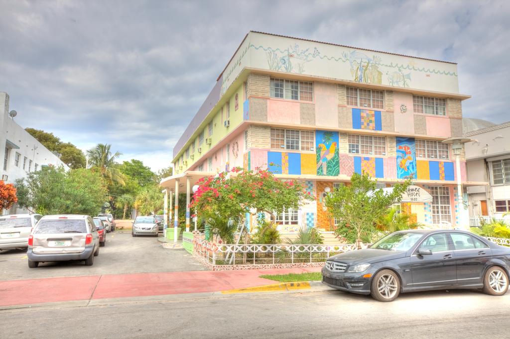 James Hotel - thumb 1