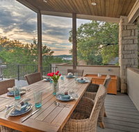 Lake Travis Home with Views  Boat Launch Access - Accommodation San Jose