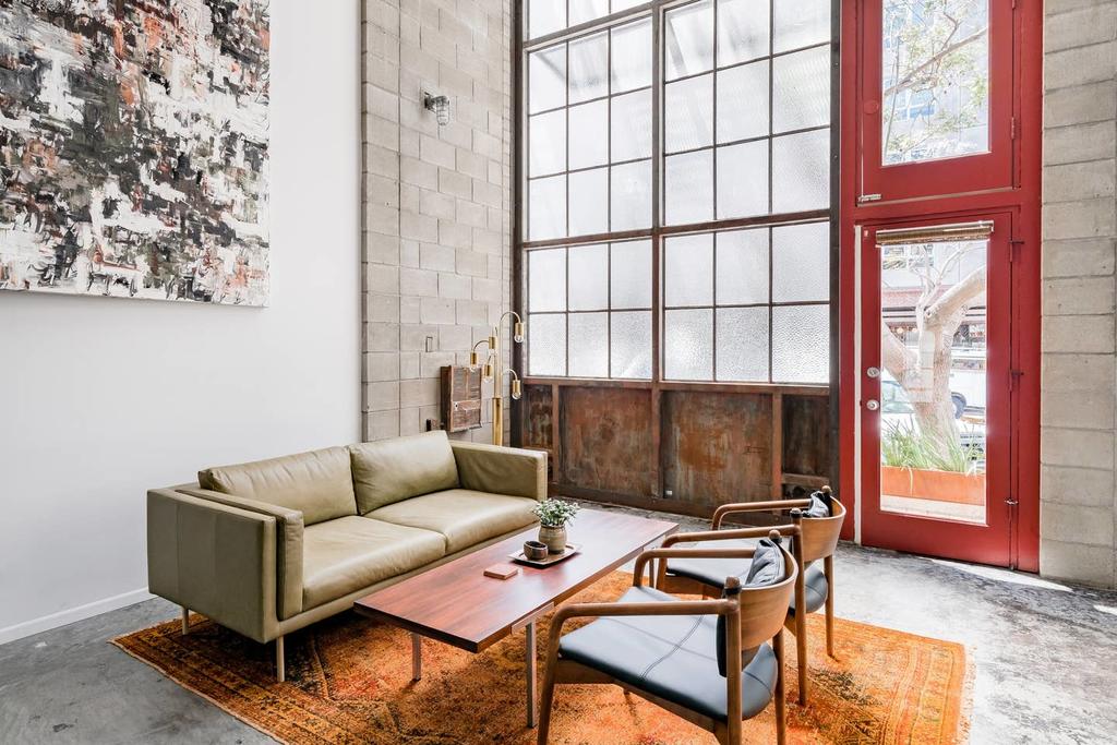 Light-Filled Industrial Loft In Little Italy - thumb 1