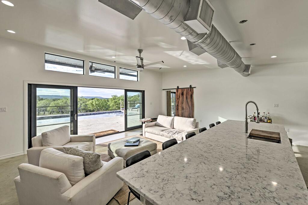 May Ranch Retreat With Pool - Outdoor Paradise! - thumb 3