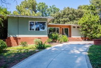 Mid-Century Modern Home in La Canada home Accommodation San Jose