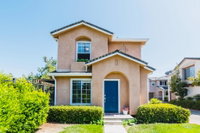 MODERN HOME with GOLF-COURSE VIEW Accommodation San Jose