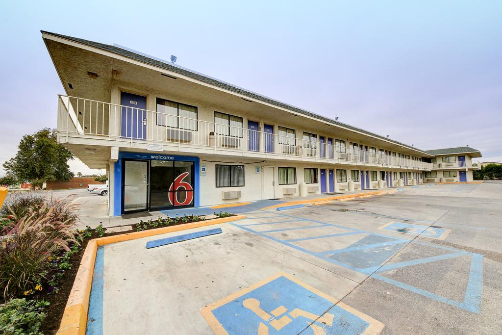 Motel 6-San Marcos, TX - thumb 1