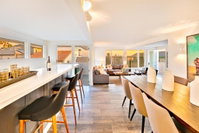 NB-6807 New Newport Beach Stunner Accommodation San Jose