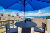 Ocean Front Breakers D Apts Accommodation San Jose