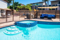 Palisades by the Bay Whole House Rental Accommodation San Jose