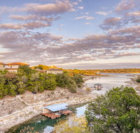 Point Venture Palace - Accommodation San Jose