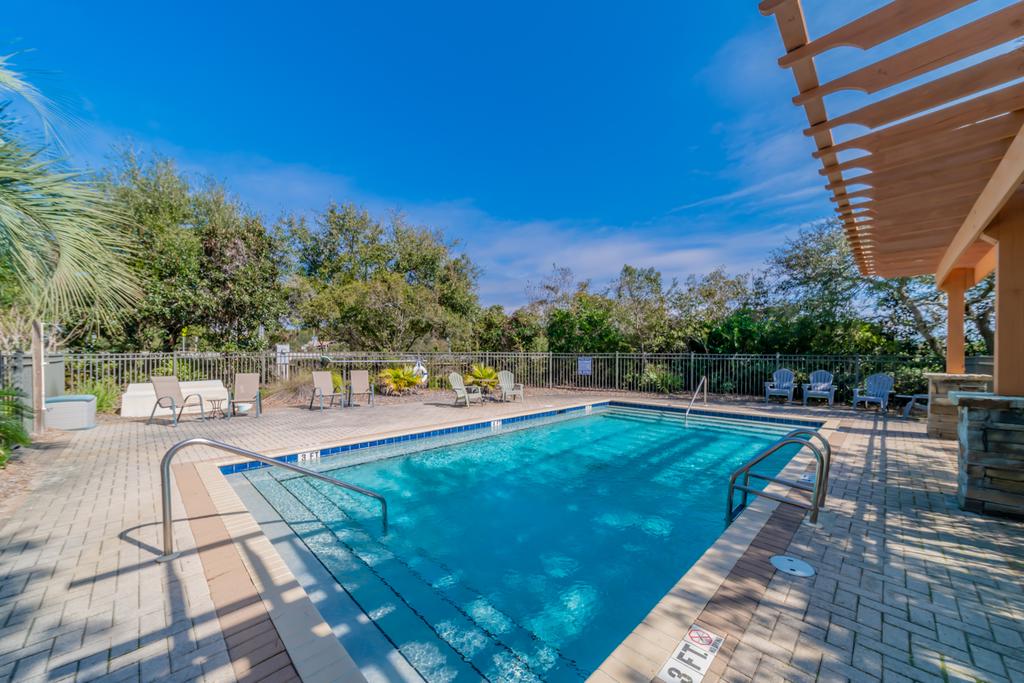 Pompano Palace Home - thumb 2