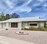 Quaint Sun City Home - Covered Patio and Private Yard - Accommodation San Jose