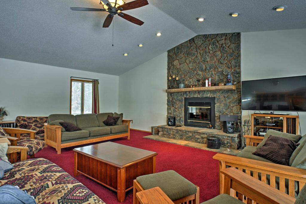 Quiet Cottage With Porch Btwn Branson & Springfield! - thumb 3