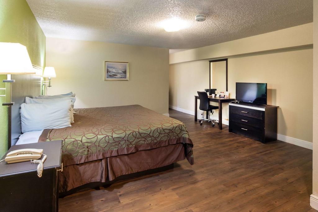 Rodeway Inn Georgetown - thumb 2