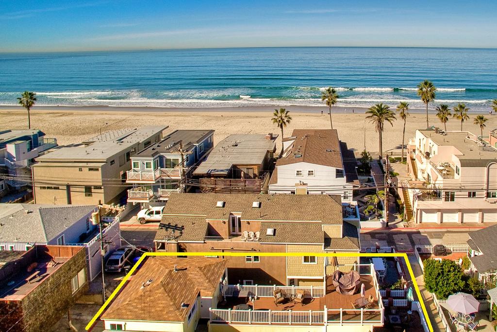 Roxy Beach House 2 - thumb 3