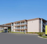 Super 8 by Wyndham Oroville - Accommodation San Jose
