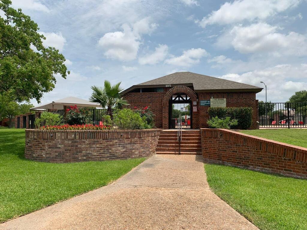 Sweet Range Style House - Bungalows For Rent In San Antonio - thumb 0