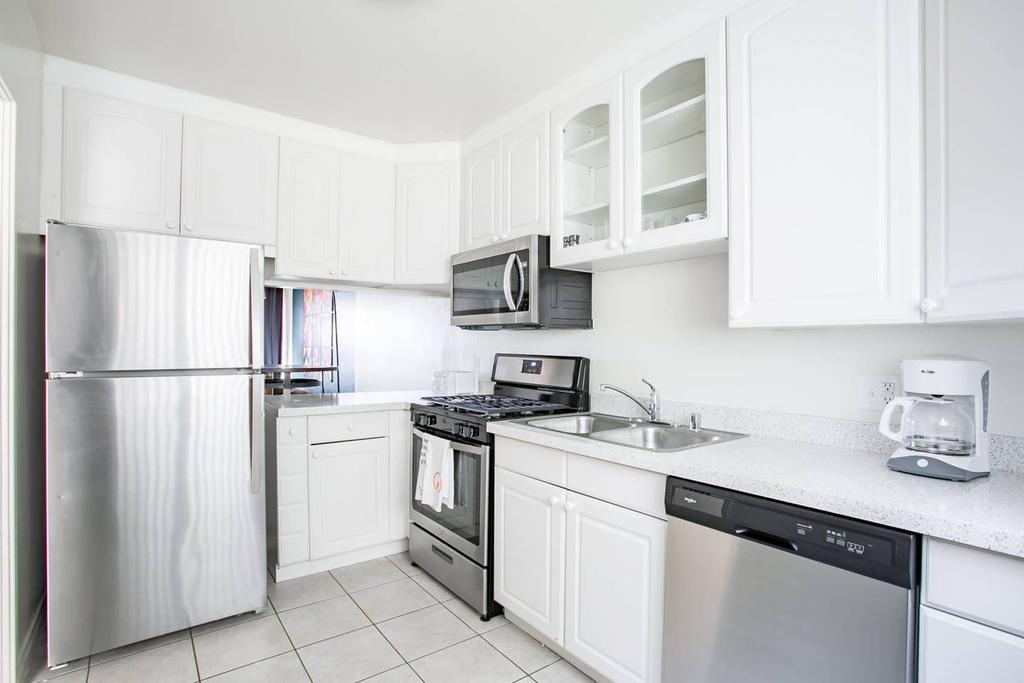 WanderJaunt - Basilica - 2BR - Point Loma - thumb 1