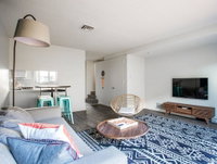 WanderJaunt - Castillo - 2BR - Point Loma Accommodation San Jose