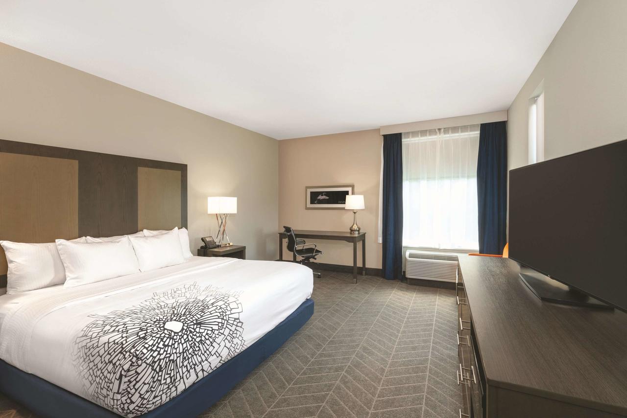 La Quinta By Wyndham Opelika Auburn - thumb 10