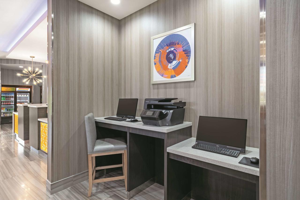 La Quinta By Wyndham Opelika Auburn - thumb 18