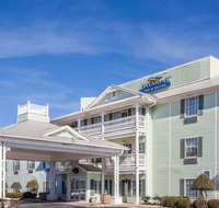 Baymont by Wyndham Decatur - Accommodation San Jose